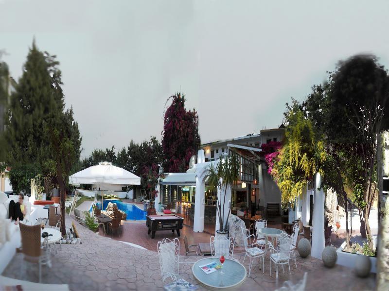 Gorgona Studios Faliraki Esterno foto